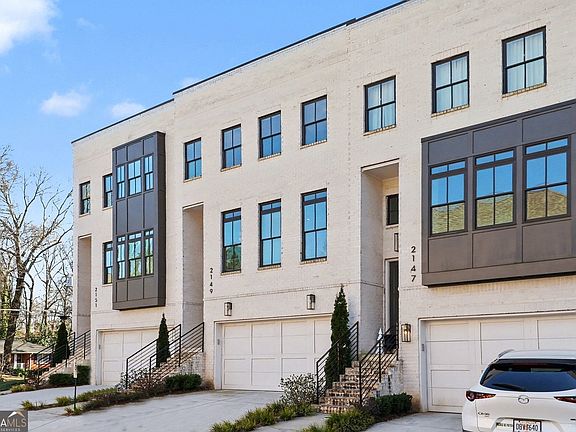 3rd image of 2149 Druid Fields Ln