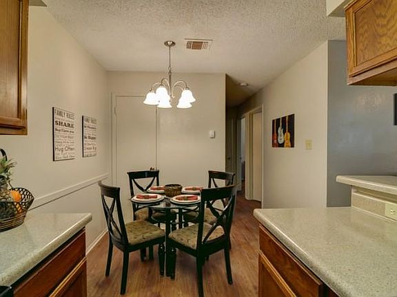 2nd image of 811 Darby Blvd #Rh18v6z2k