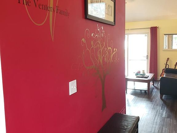 3rd image of 507 Yale Cir