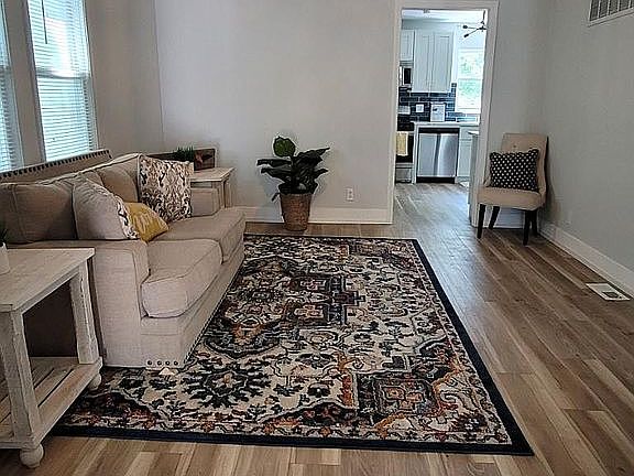3rd image of 2314 Holly St