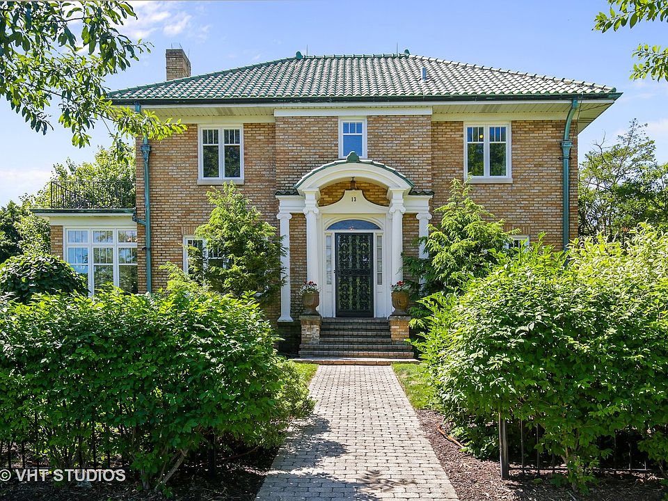 1st image of 13 Quindel Ave