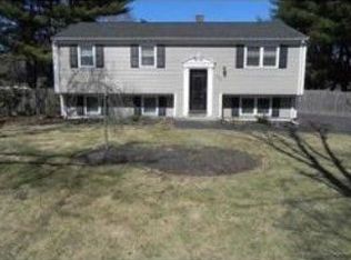 556 Summer St, Rockland, MA 02370