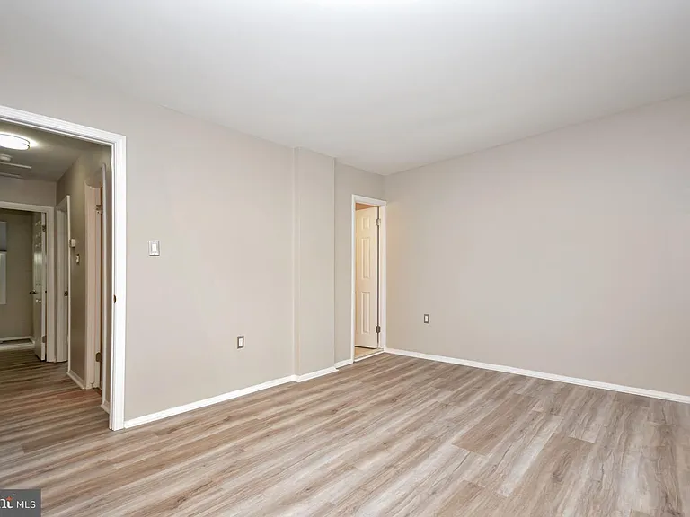 8853 Teakwood Ct — Photo 26