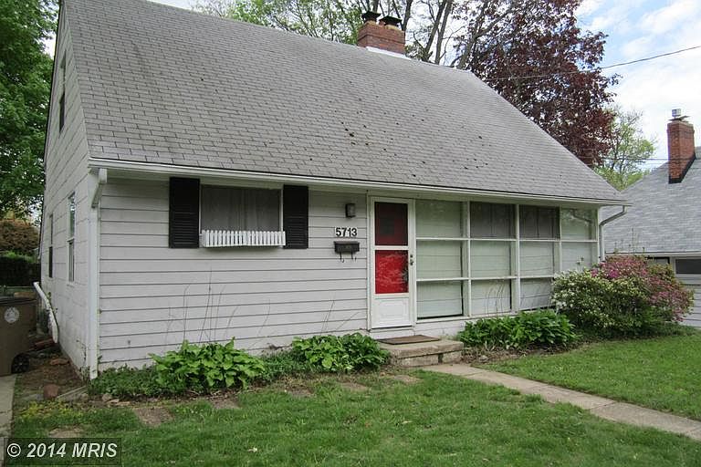 1st image of 5713 Wainwright Ave