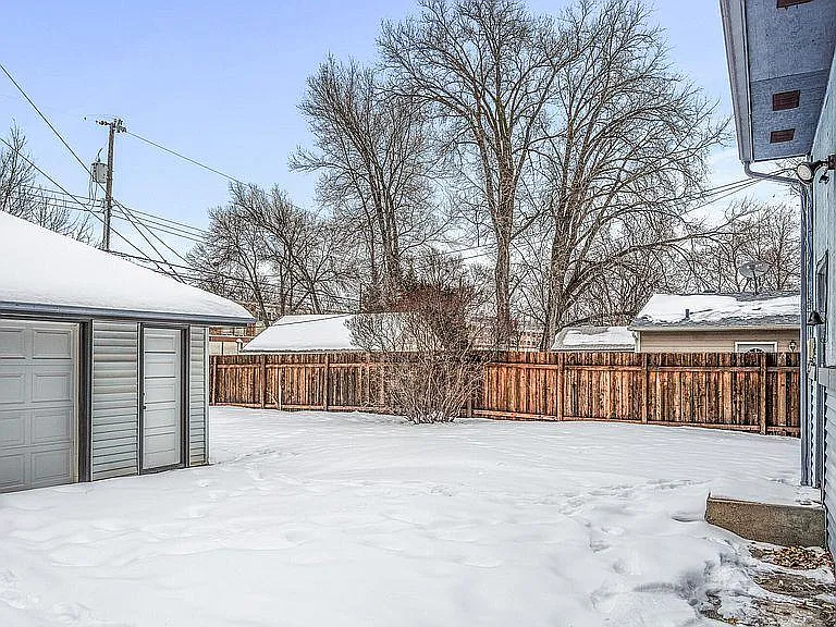 3064 Utah Ave S — Photo 16