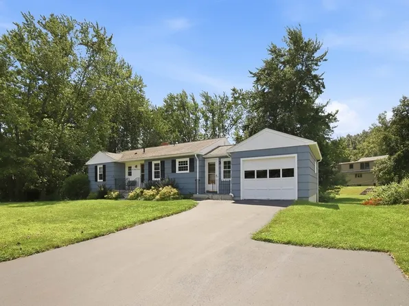 113 Stoneleigh Rd, Holden, MA 01520