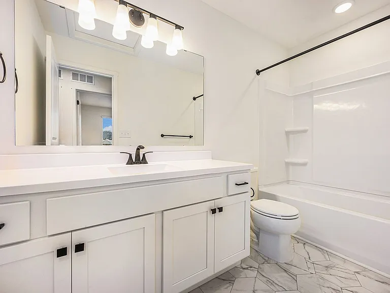 1835 Kingfisher Cir — Photo 12