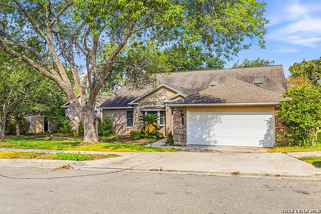 3325 Sherwin Dr