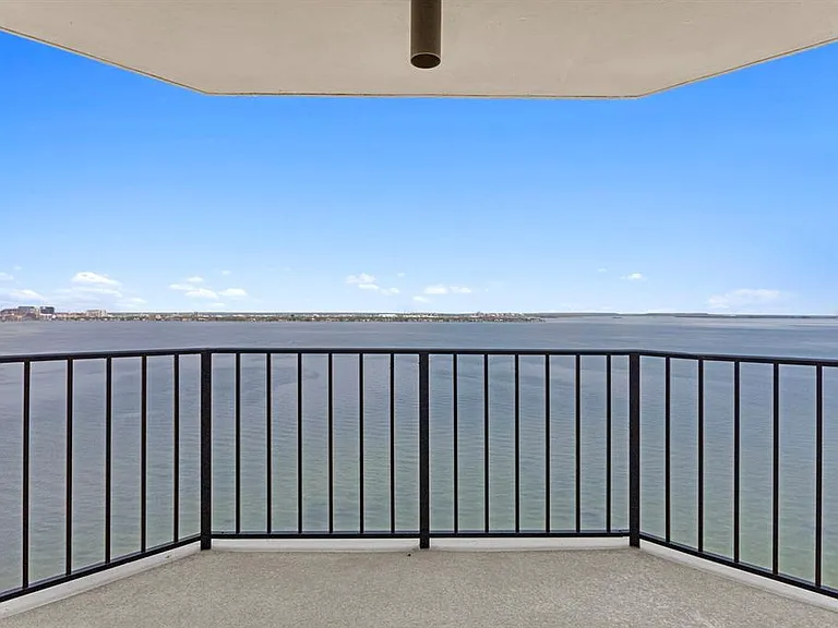 3301 Bayshore Blvd #2207B — Photo 43