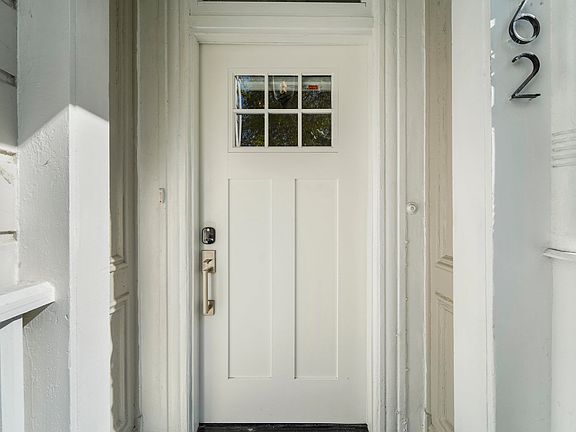 4th image of 1662 14th St