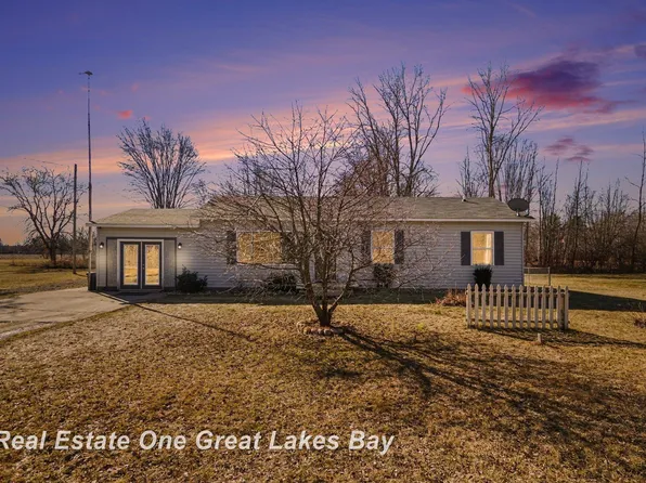 1005 Conrad Rd, Standish, MI 48658