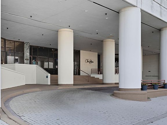 3rd image of 3851 Boardwalk APT 1109