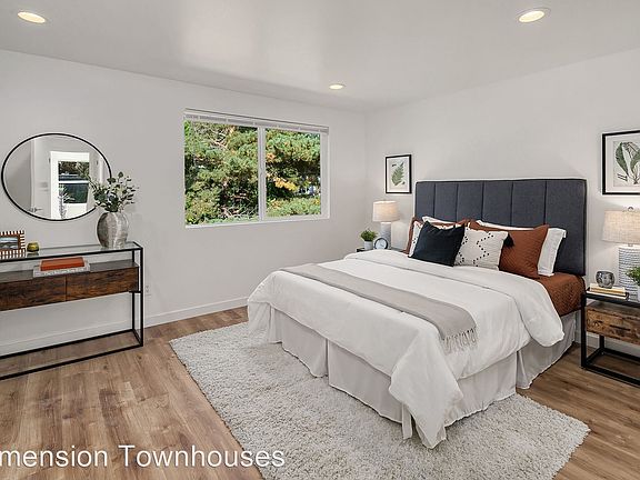 5th image of 5707 202nd St SW #5