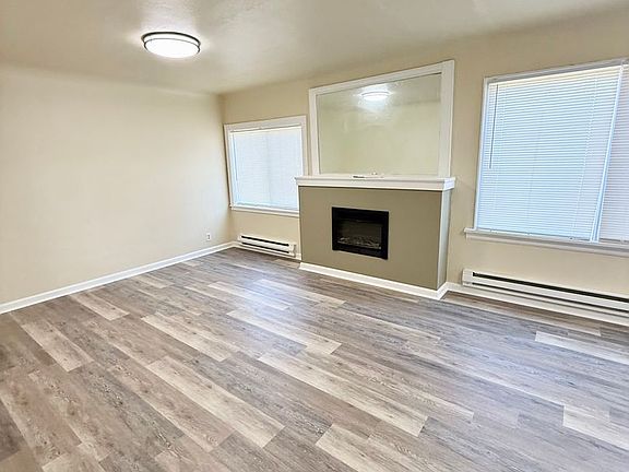 5th image of 415 11th Street Pl APT 1