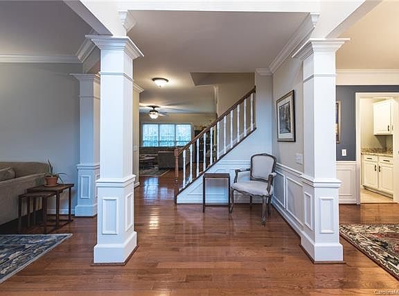 4th image of 8918 Deerland Ct