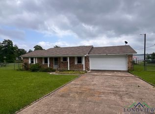 608 County Road 184, Carthage, TX 75633