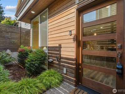 9221 Linden Avenue #C, Seattle, WA, 98103