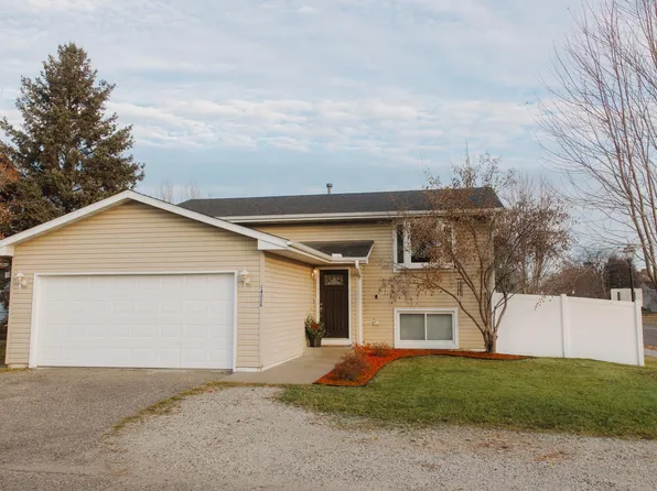 14026 Dysprosium St NW, Ramsey, MN 55303