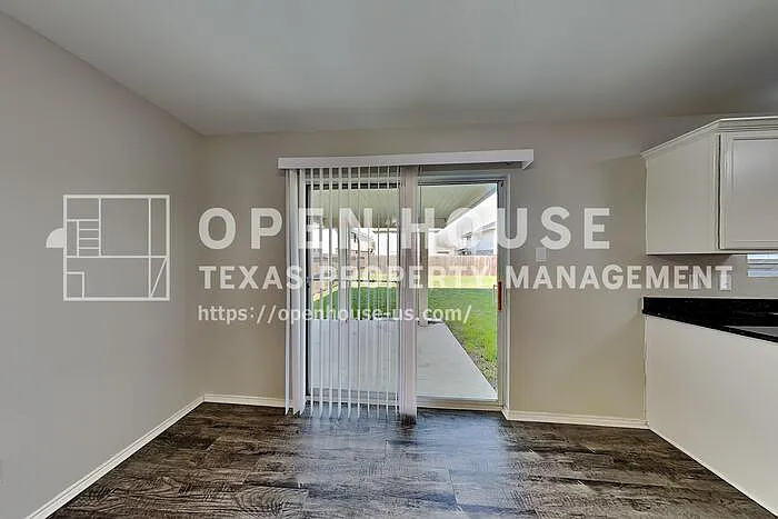 8516 Star Thistle Dr — Photo 7