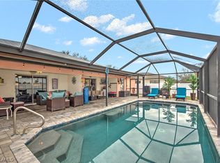 2926-2928 SE Santa Barbara Pl, Cape Coral, FL 33990