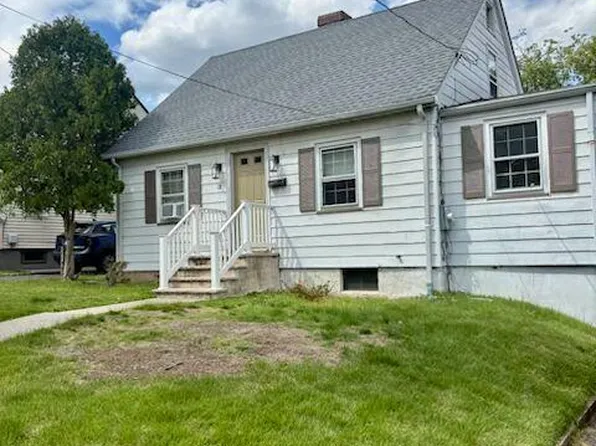 18 Durrell St, Verona, NJ 07044