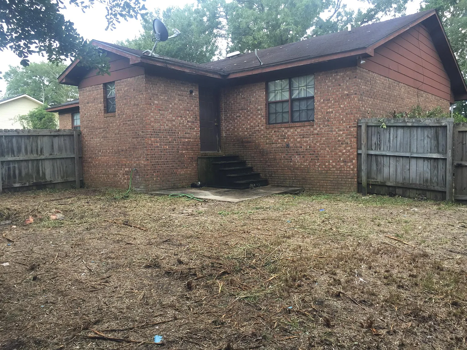 2 bed, 870 sqft, $1,050 — Photo 3