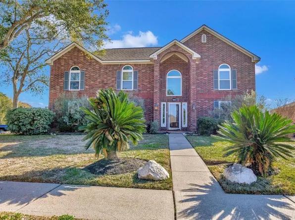 2454 Pinebrook Court, Seabrook, TX 77586