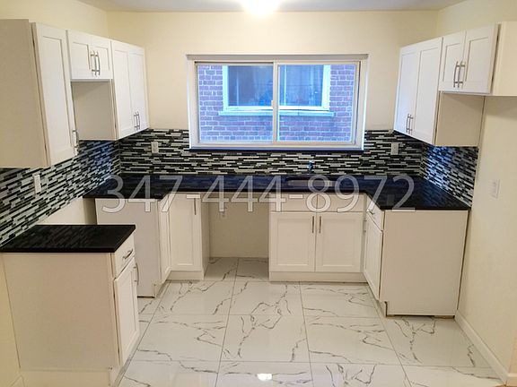 2nd image of 2219 Cincinnatus Ave