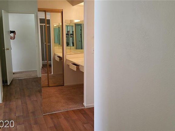 5th image of 6340 Meadow Lark Ln