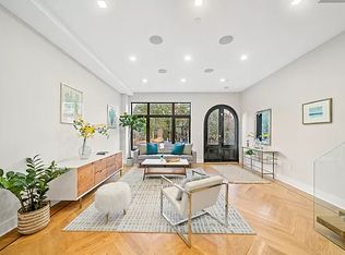 98 Bleecker St, Brooklyn, NY 11221