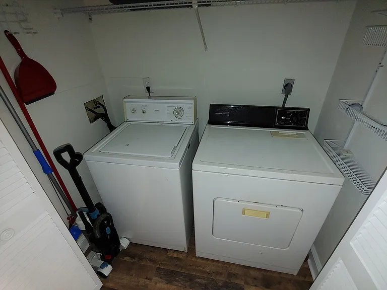 309 Hayden Rd #F — Photo 9
