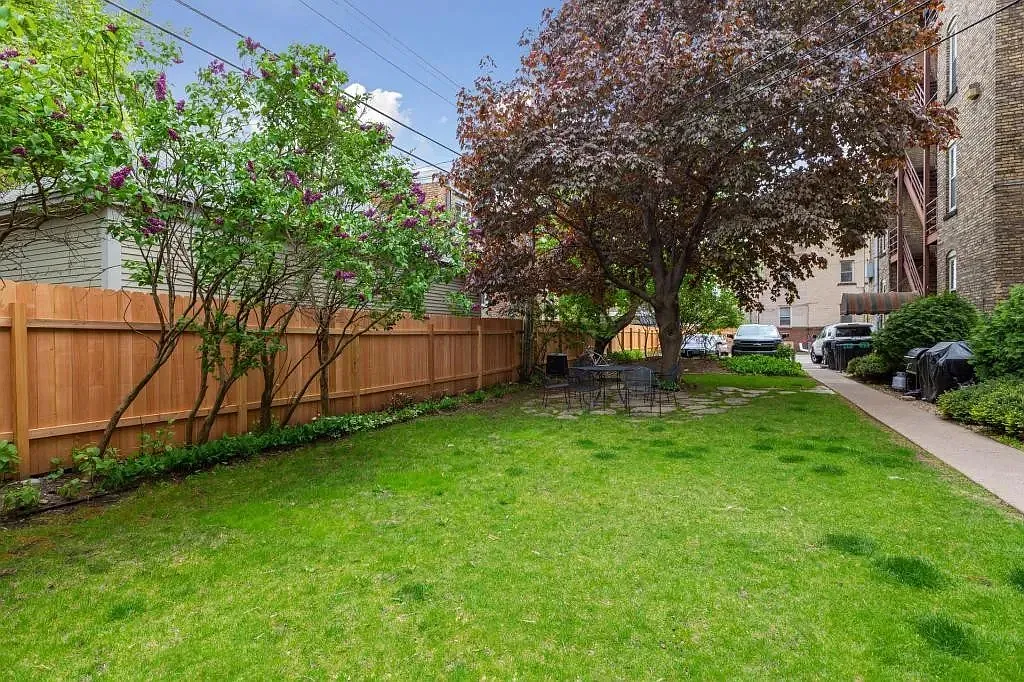 2 bed, 1254 sqft, $2,000 — Photo 4