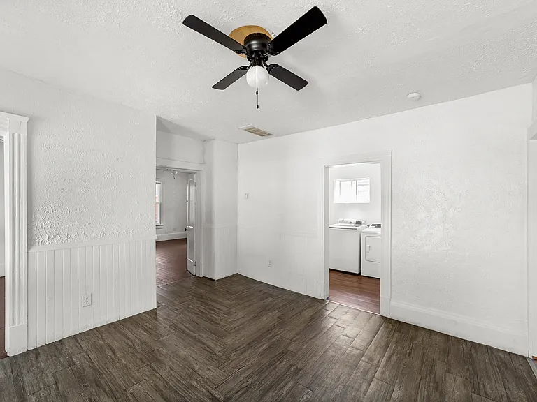 8302 Sowinski Ave — Photo 11