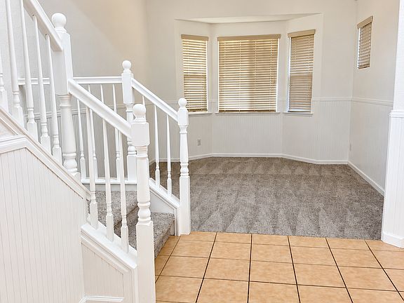 5th image of 442 Goodwin St
