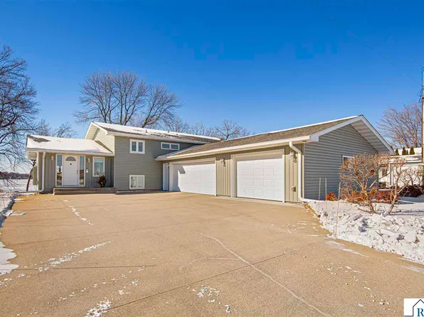 237 N Duck Lake Ave, Madison Lake, MN 56063