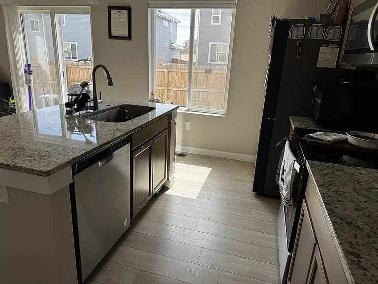 6707 Dragontail Ter — Photo 9