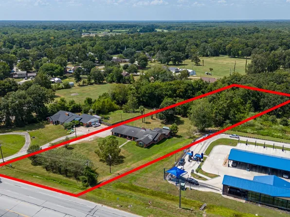 3013 N Main St, Liberty, TX 77575