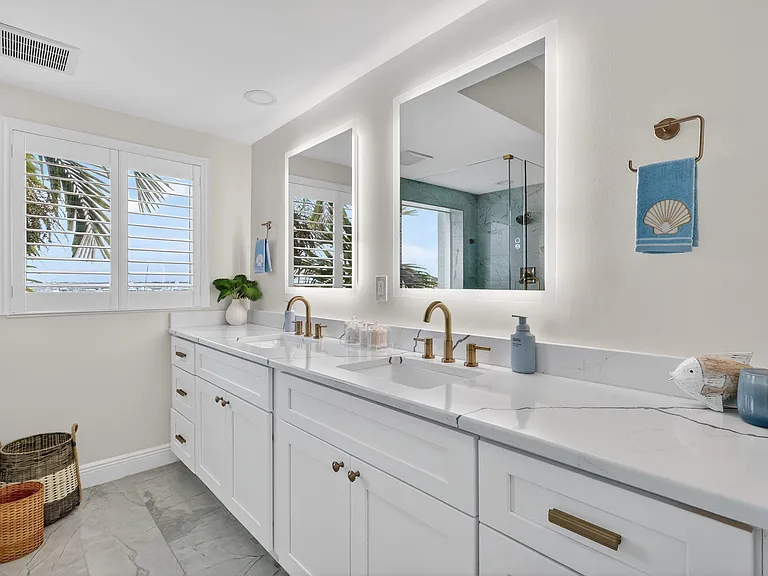 675 NW Flagler Ave #202 — Photo 21
