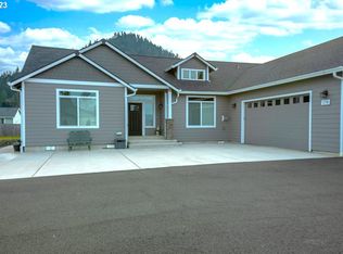 170 Shady Dr, Roseburg, OR 97471