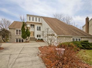 7892 Tipperary Ct S, Dublin, OH 43017