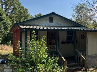 3801 Young Rd, Salem, AR 72576