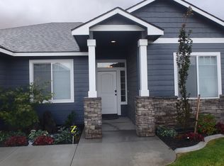 10251 W 18th Pl, Kennewick, WA