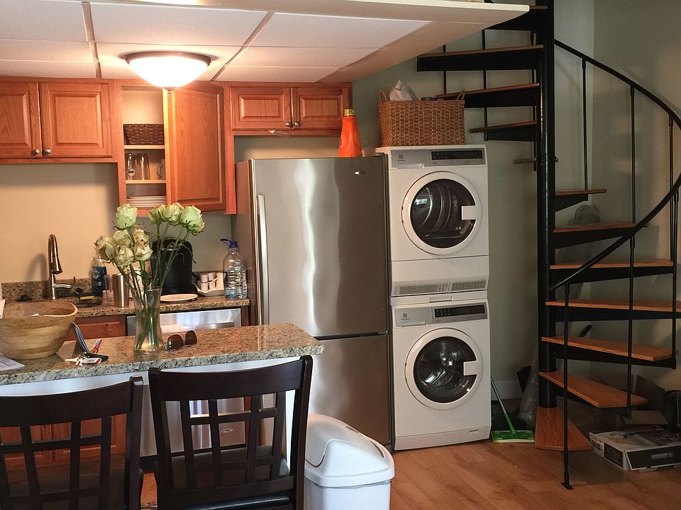 2nd image of 330 Short Beach Rd Unit I10