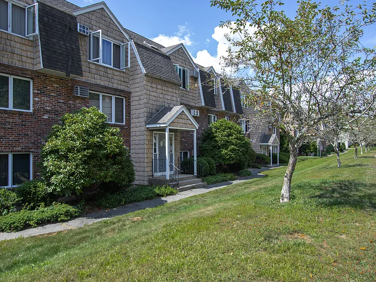 3120 Main St #3120 — Photo 2
