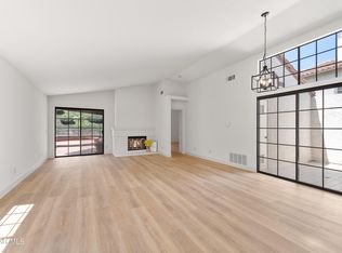 827 Links View Dr, Simi Valley, CA 93065