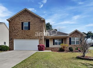 28 Concordia Dr, Savannah, GA 31419