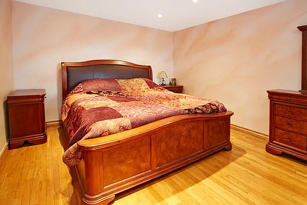 Sold by Calabrese Real Estate | media 29