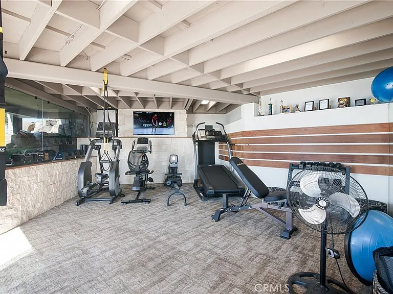 709 Kendall Dr — Photo 29