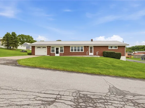 711 Hopwood St, Johnstown, PA 15902