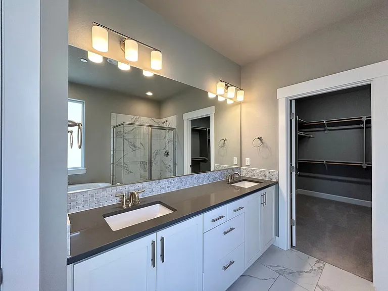 11571 SW Barber St — Photo 44